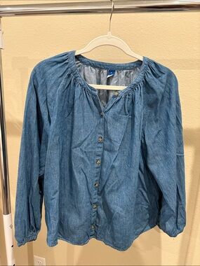 NWT Old Navy denim peasant top